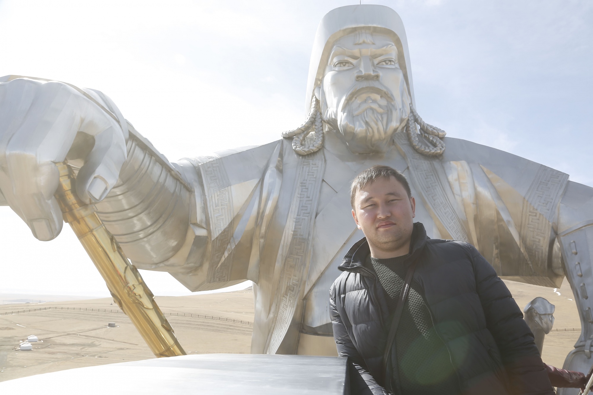 есжан и Чингисхан (1).jpg есжан и Чингисхан (1).jpg